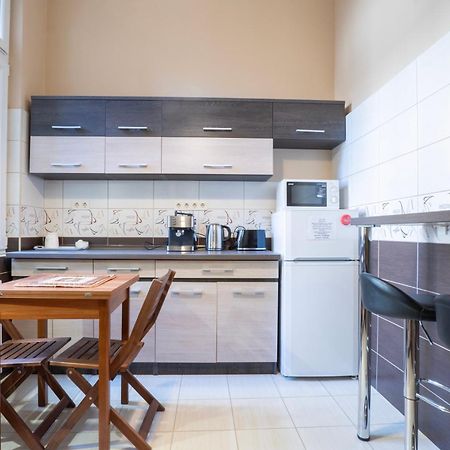 Apartment Near Opera In Downtown 布达佩斯 外观 照片